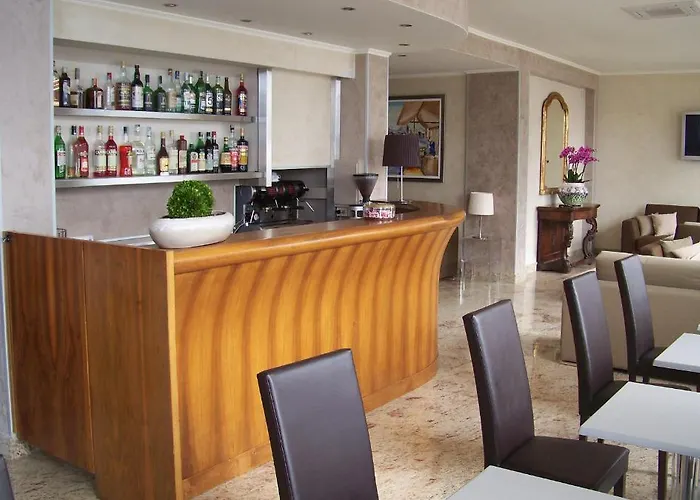 Albergo Miralago Hotel